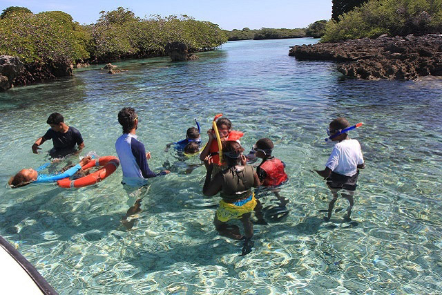 Educational visits to the Vallée de Mai and Aldabra Atoll